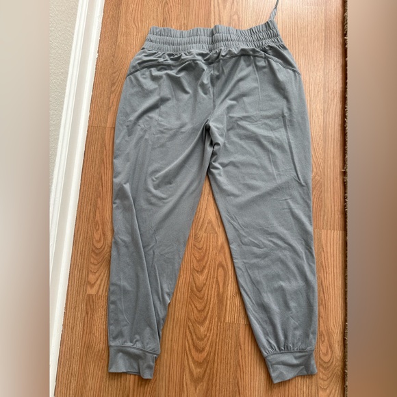 Ascend sweats size L - Picture 2 of 3